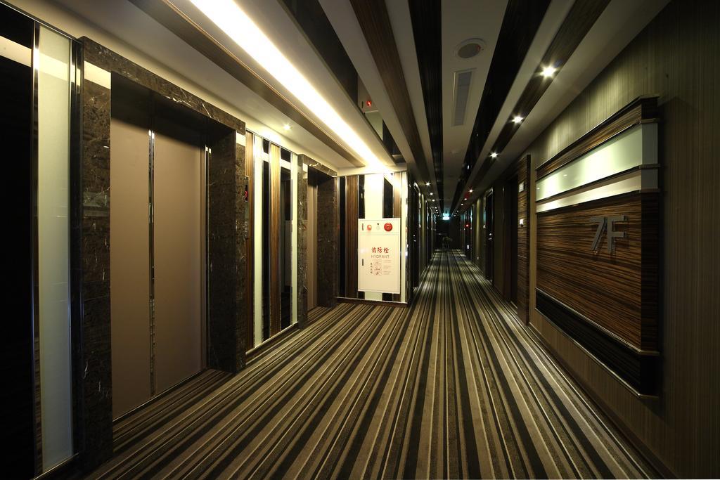 宜都大飯店 Idol Hotel Kaohsziung Kültér fotó